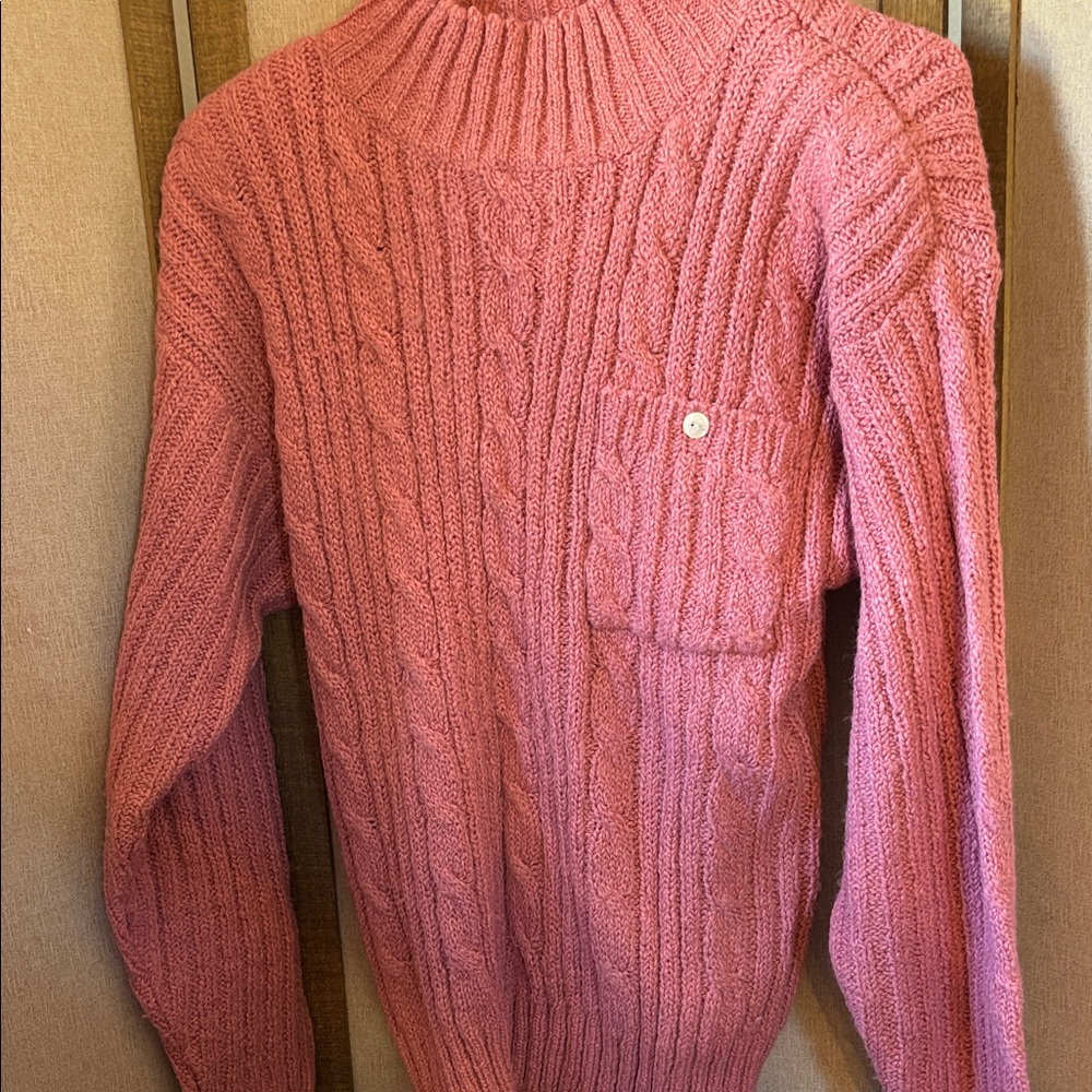 Vintage Rose Heavyweight Cable Knit Sweater Medium